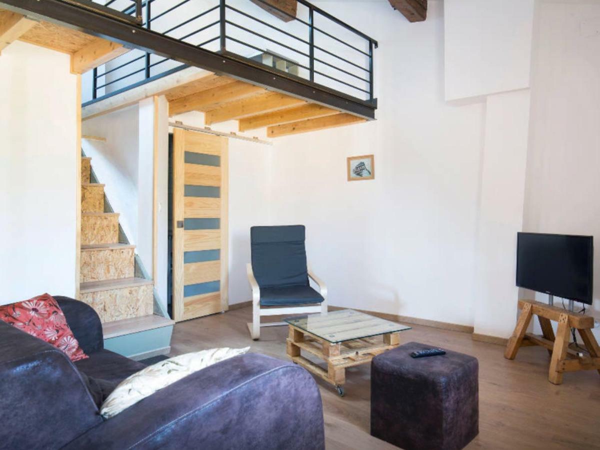Duplex Sous Les Toits Apartment Palau-del-Vidre Exterior photo